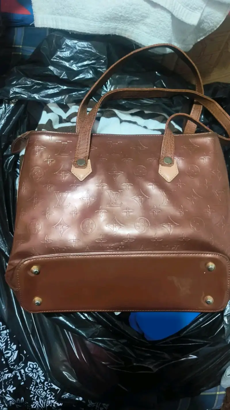 Cartera de cuero marrón elegante - 2