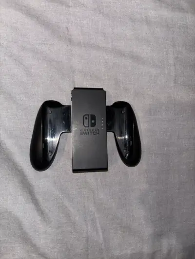 Nintendo Switch OLED - miniatura 2