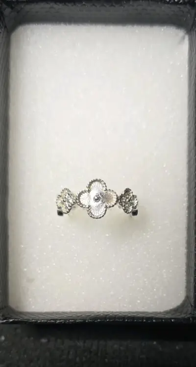 Anillo de plata 925 con diseño Van Cleef y otros - miniatura 1