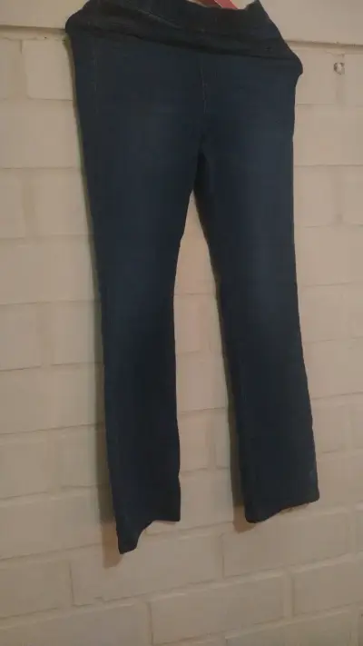 Pantalones flared  (o acampanados) - miniatura 1