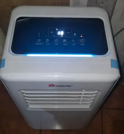 Aire acondicionado portátil Casatec con control digital - miniatura 1