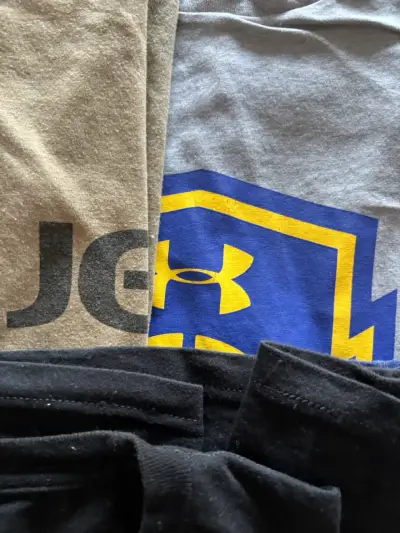 Lote de poleras estampadas de varias marcas - miniatura 6