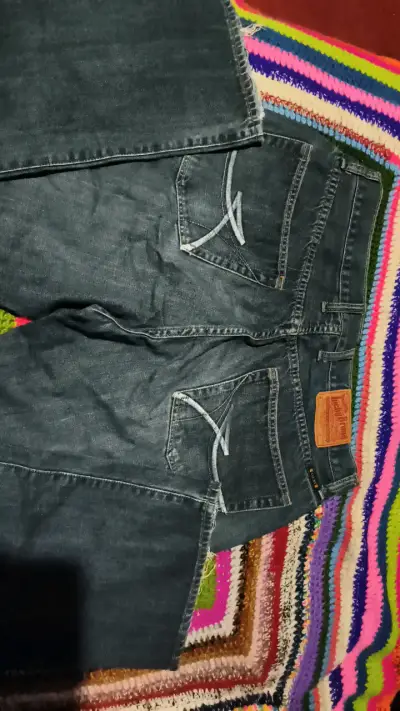 Jeans lucky brand azul oscuro para hombre o muje - miniatura 1