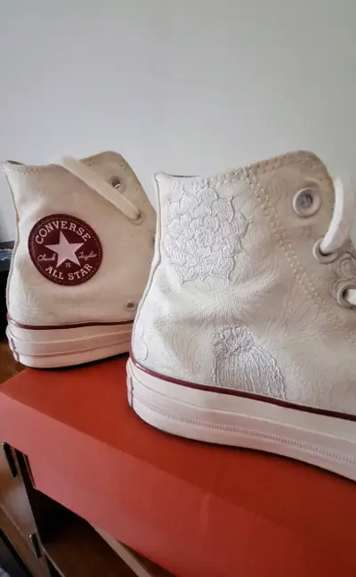Zapatillas Converse All Star blancas con bordados - miniatura 2