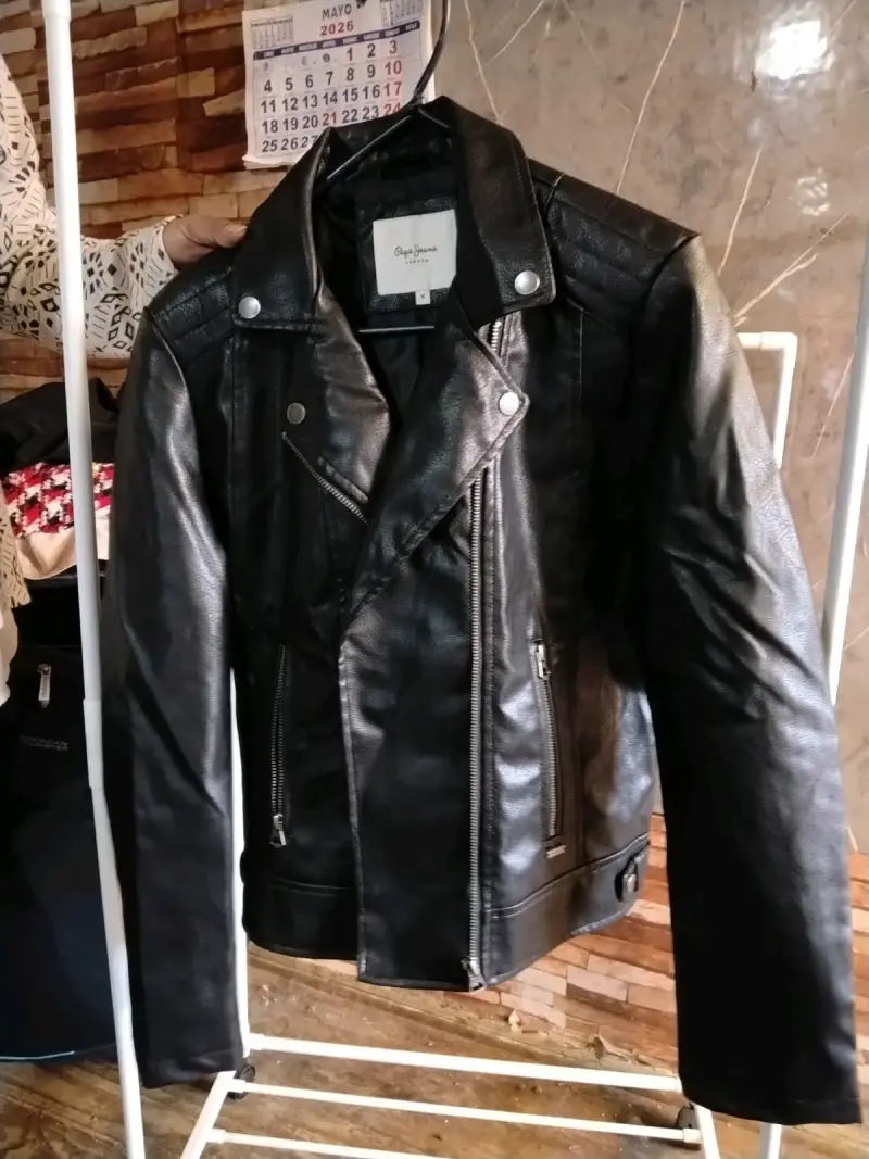 Chaqueta de cuero negra Pepe Jeans