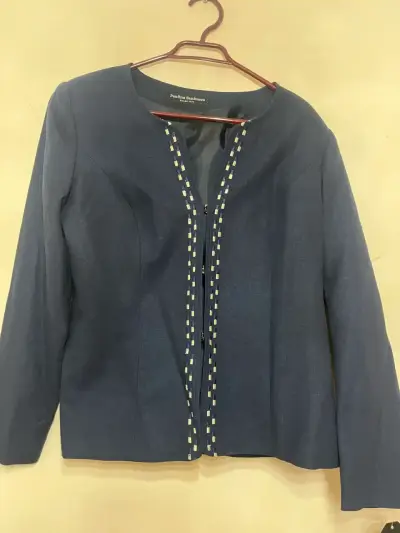 Chaqueta azul marino - miniatura 1