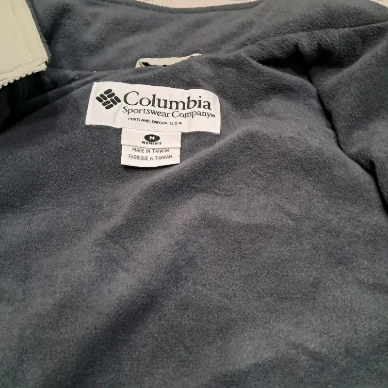 Chaqueta Columbia beige con logo bordado - 5