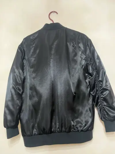 Chaqueta bomber negra - miniatura 2