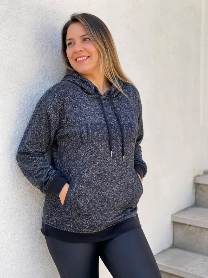 Polerón con capucha gris con lurex talla M