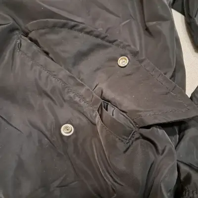 Chaqueta bomber negra Bershka mujer - miniatura 2