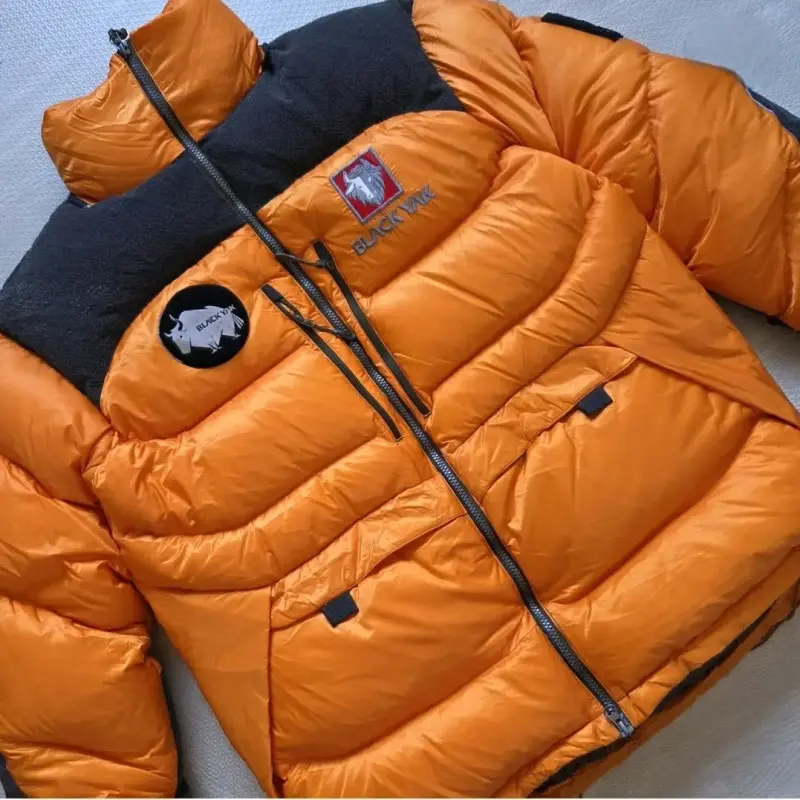 Chaqueta acolchada Black Yak naranja y negra - 2