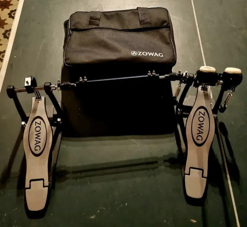 Pedal doble de batería Zowag con funda - 1