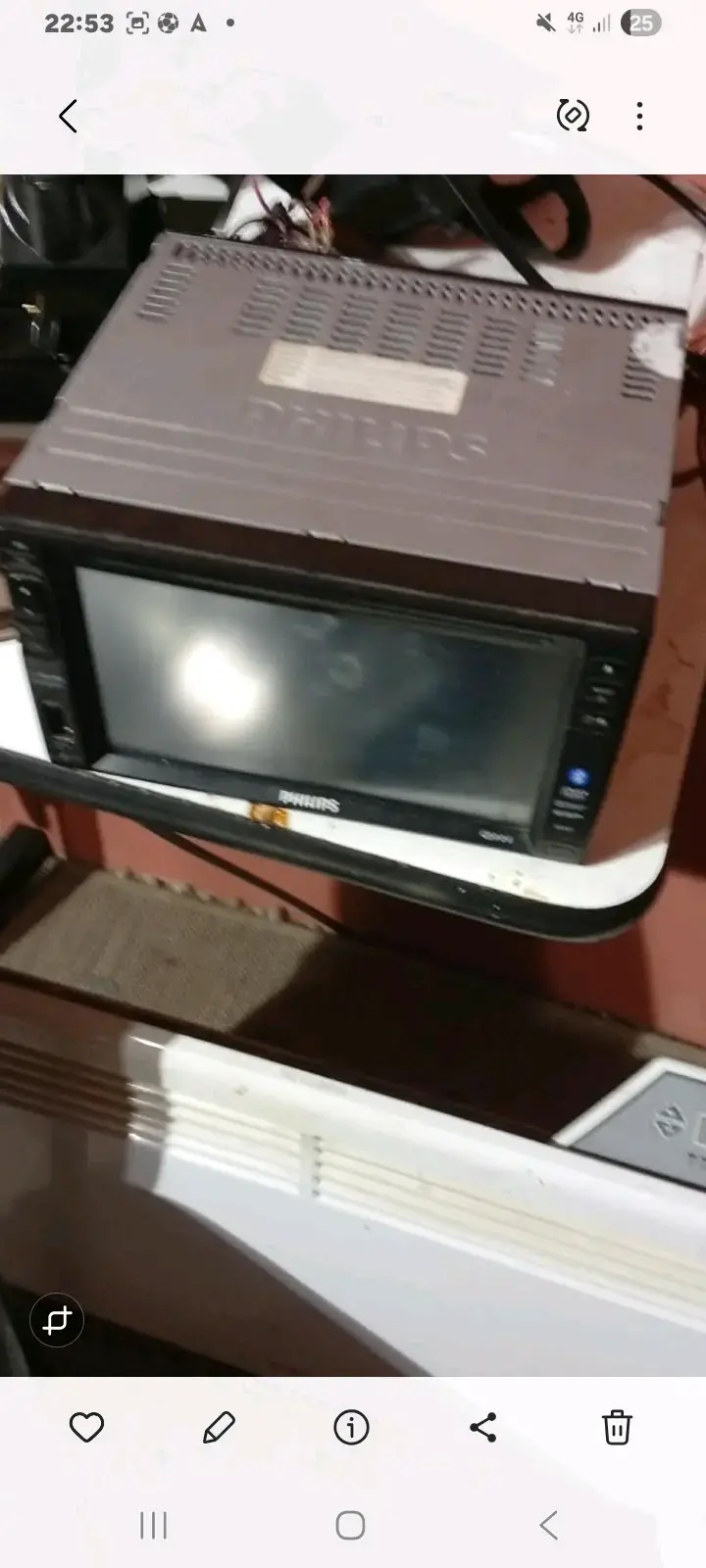 Radio de auto Philips con pantalla - 2