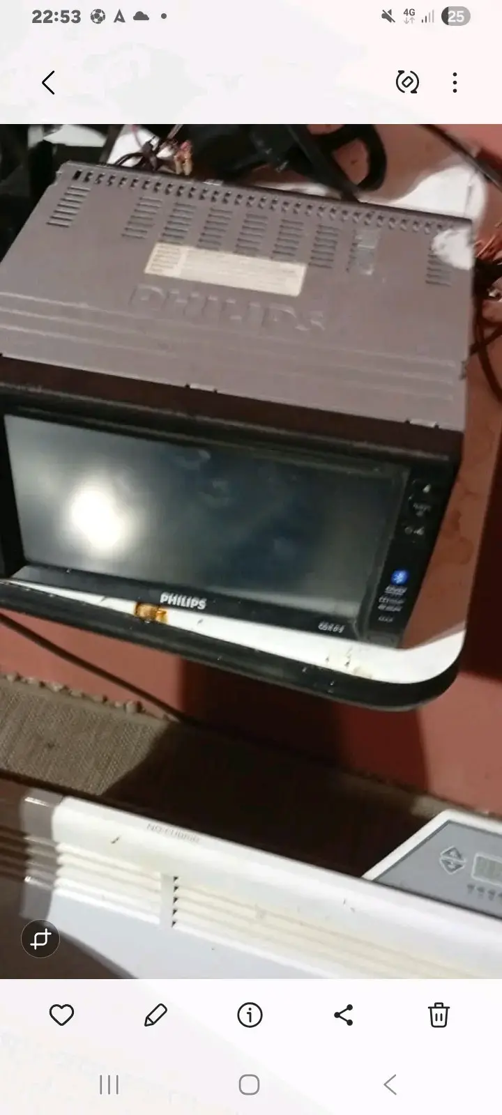 Radio de auto Philips con pantalla - 4