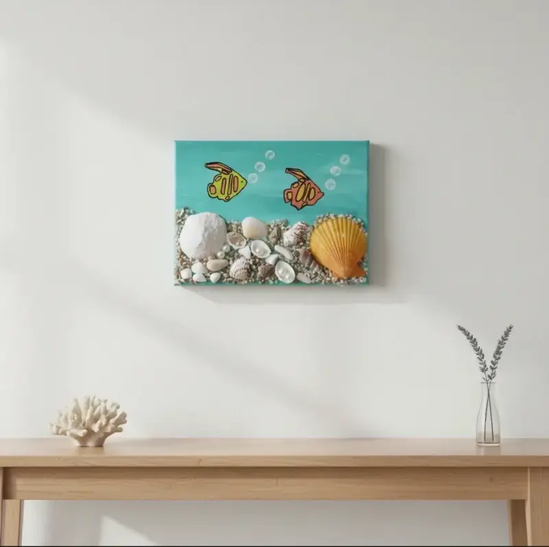 Cuadro decorativo marino con conchas y peces - 1