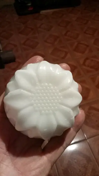 Jabón artesanal Maru Botánica para rosácea - miniatura 3