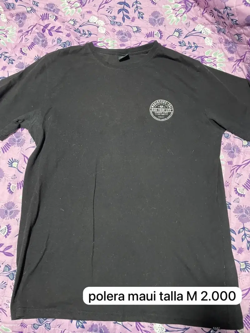 Polera negra Maui talla M