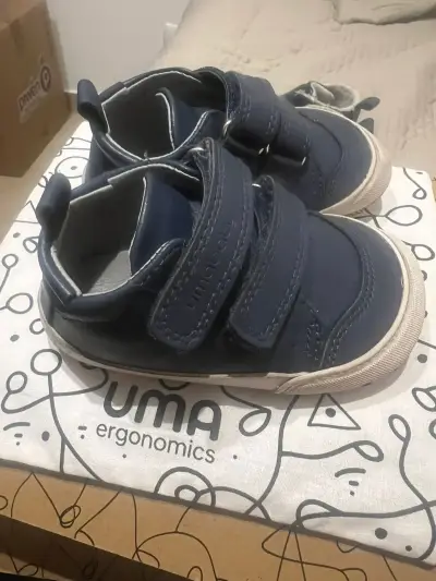 Zapatilla azul talla 4 marca UMA ergonomics - miniatura 2