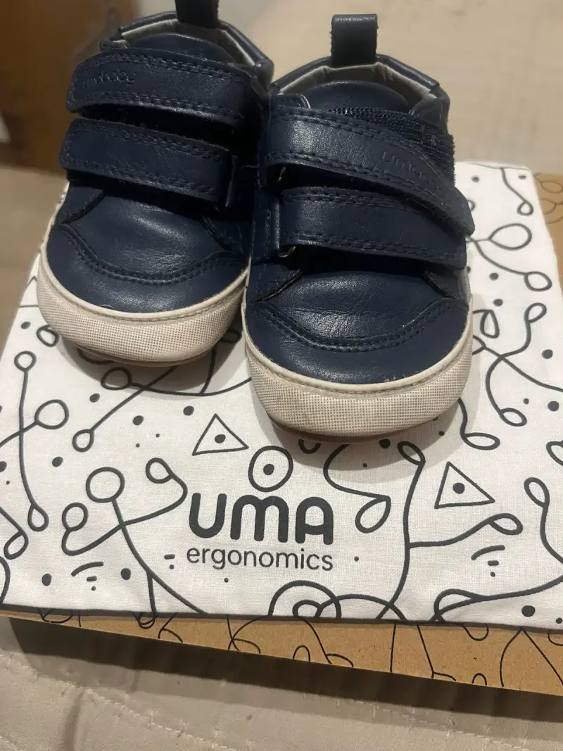 Zapatilla azul talla 4 marca UMA ergonomics - 4