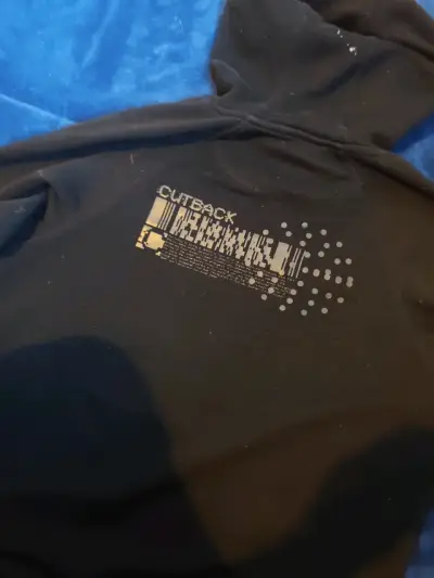 Polerón negro con capucha basico - miniatura 4