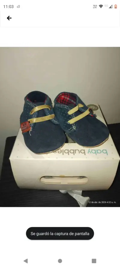 Zapatos de bebé azul marino con cordones - miniatura 1