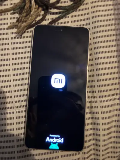 Xiaomi 14T 512 GB, como nuevo sin daños - miniatura 3