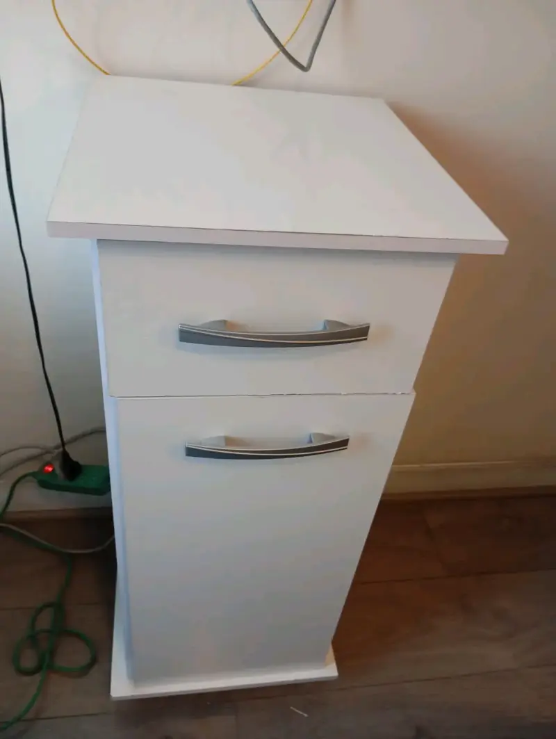Mueble auxiliar blanco - 2