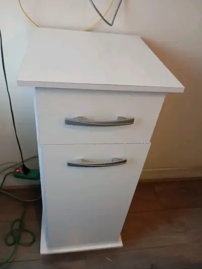 Mueble auxiliar blanco - miniatura 2