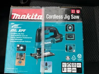 Sierra caladora inalámbrica Makita 18V - miniatura 2