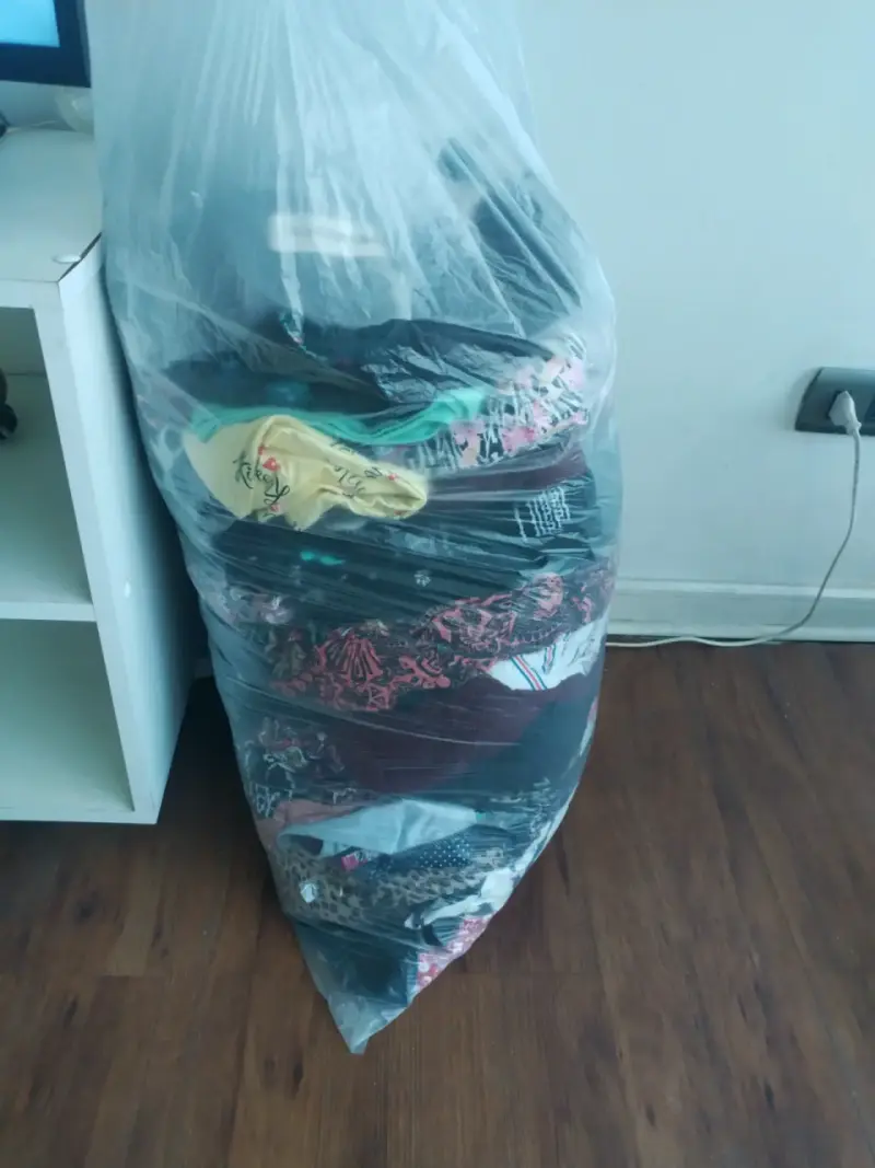 Lote de ropa variada para mujer