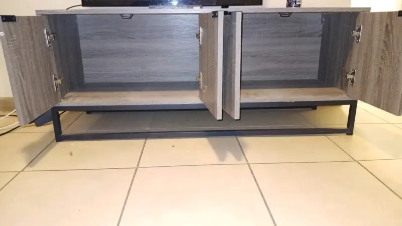 Mueble de TV moderno de madera - 2