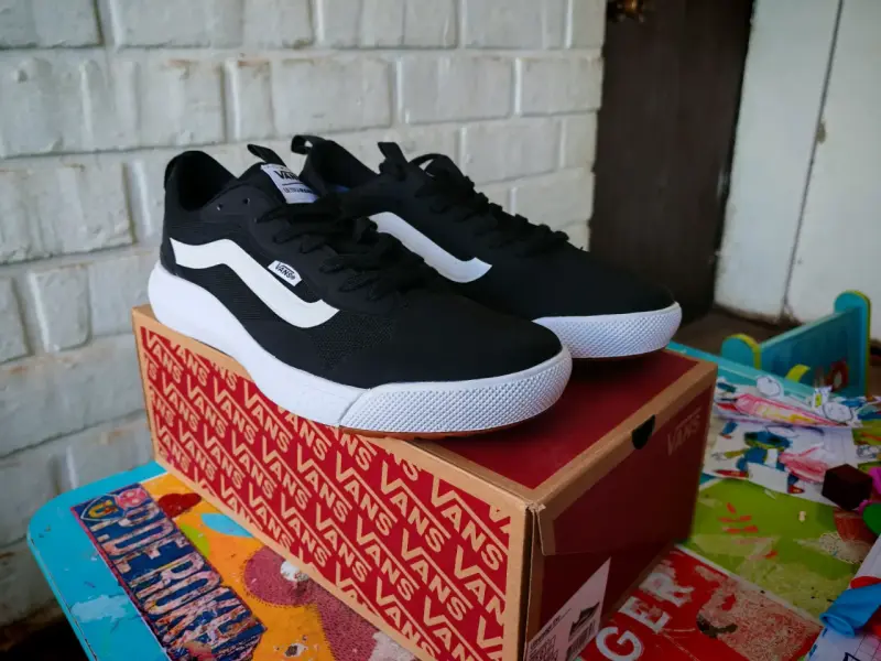 Zapatillas Vans negras 28 cm nuevas - 5
