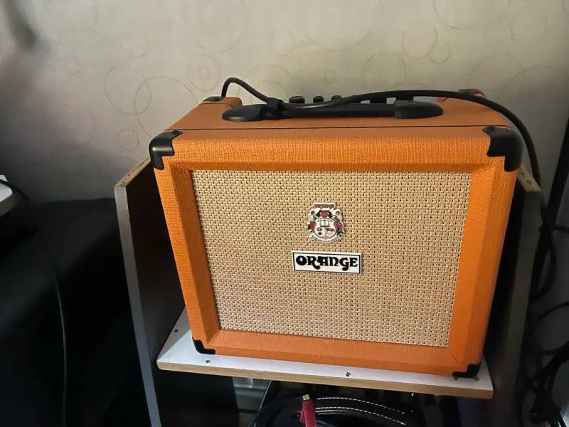 Amplificador Orange Crush 20RT para guitarra - 1