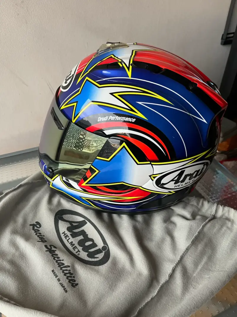 Casco Arai Corsair-V de motocicleta - 4