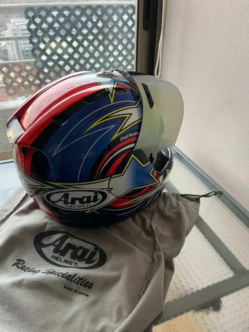 Casco Arai Corsair-V de motocicleta - 6