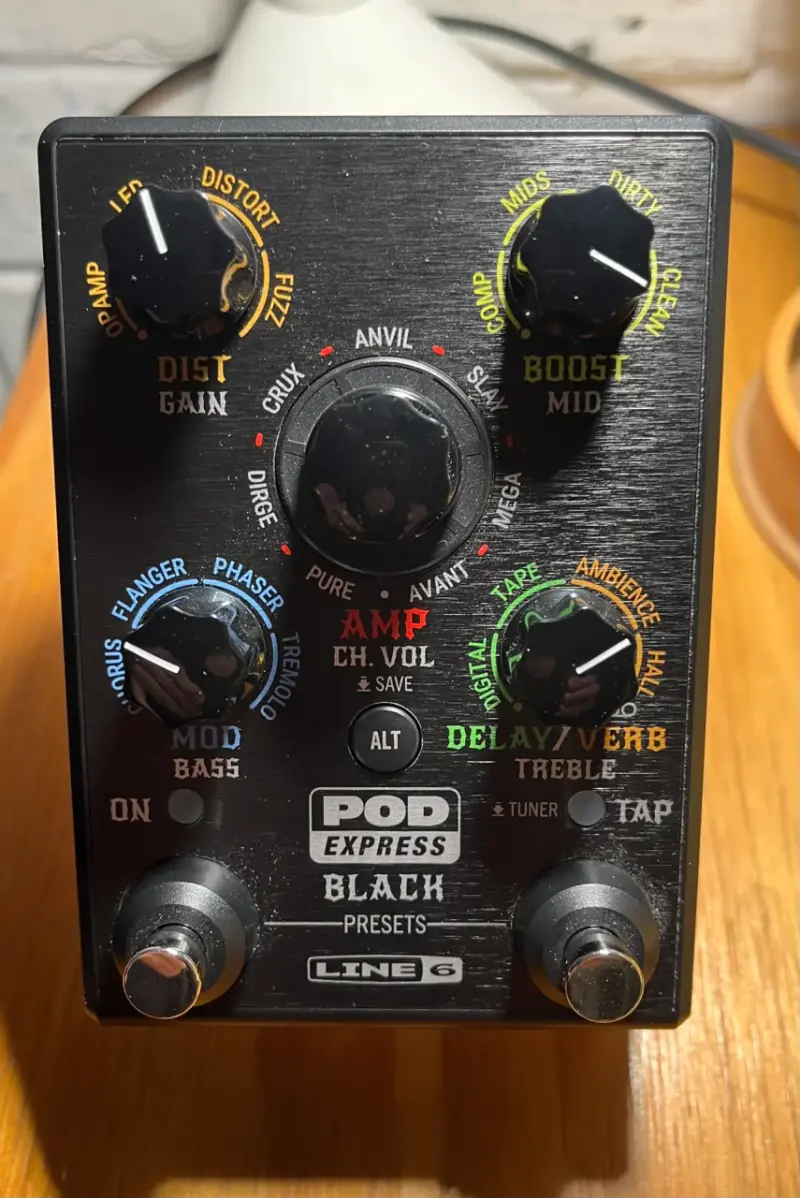 Pedal multiefectos Line 6 POD Express - 3