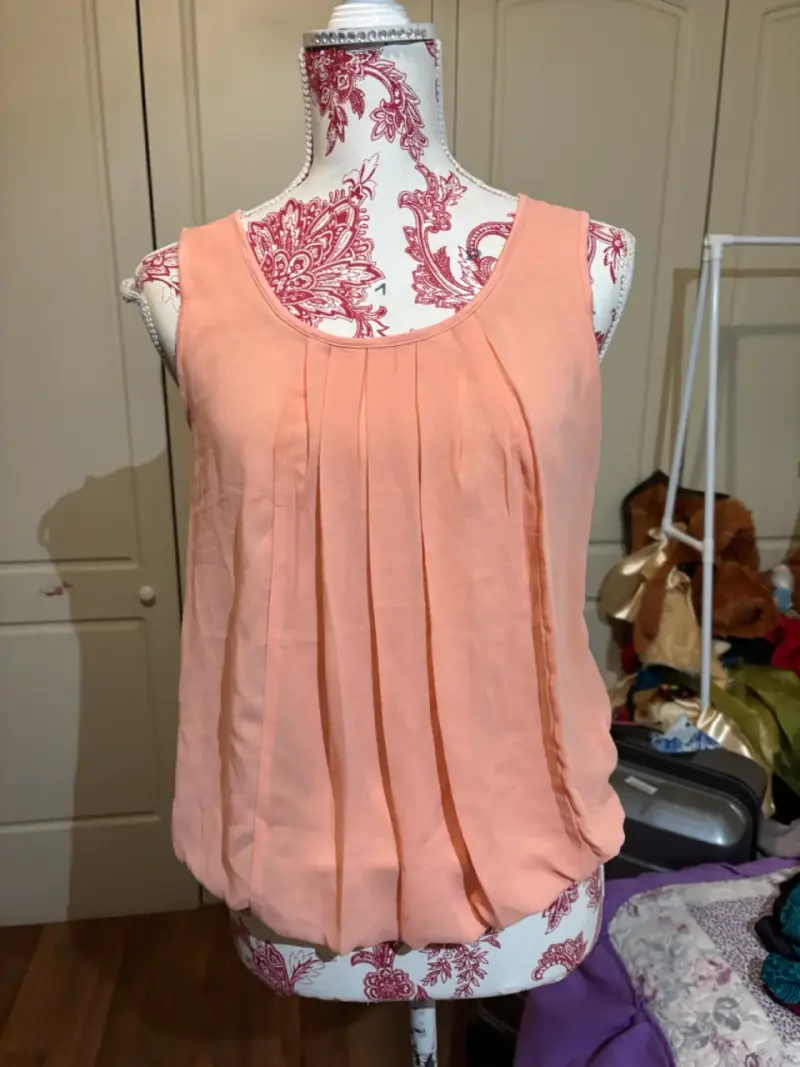 Blusa sin mangas color durazno - 1