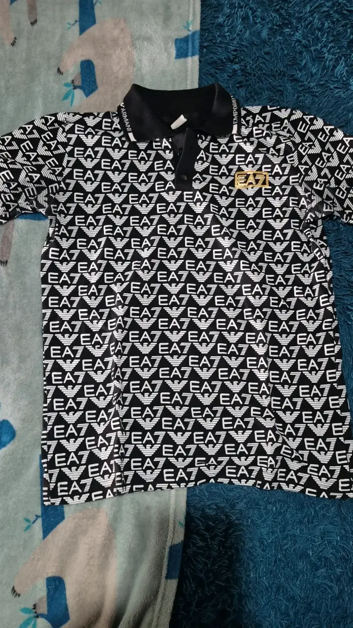 Polera polo EA7 Emporio Armani estampada