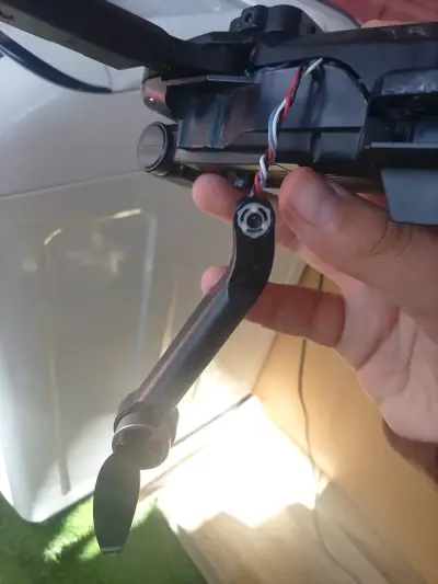 Drone s165 max con cámara HD (calidad aceptable) - miniatura 2