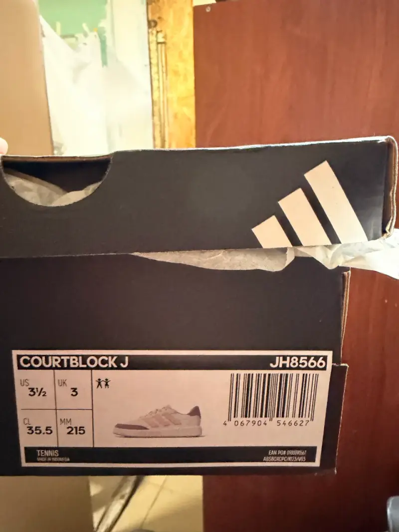 Zapatillas Adidas blancas y rosadas nuevas - 2