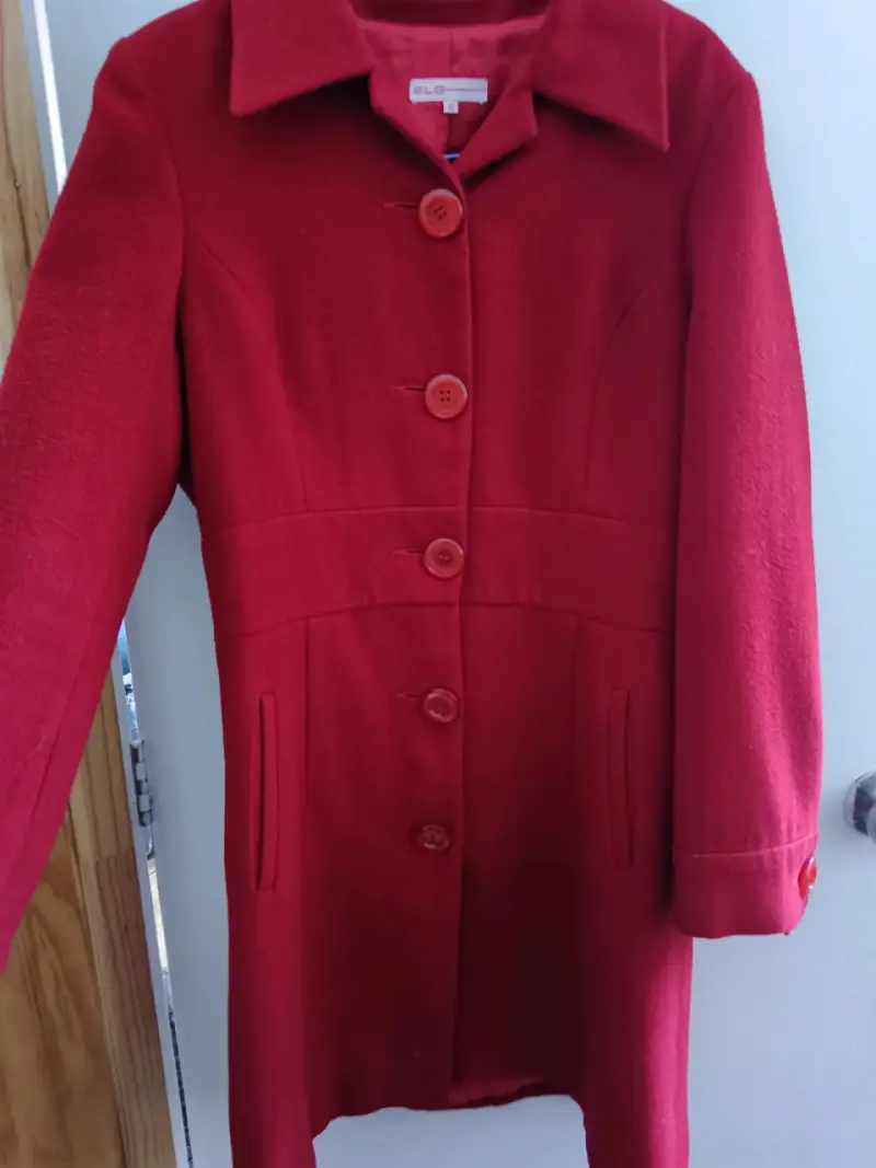 Variedad de abrigos y chaquetas - 3