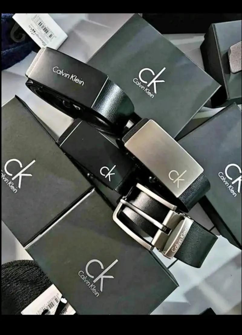 Cinturón Calvin Klein negro elegante