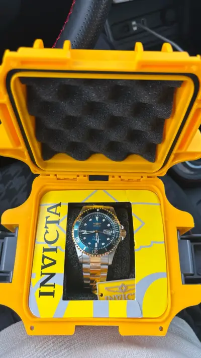 Reloj Invicta Pro Diver dorado y azul - miniatura 1