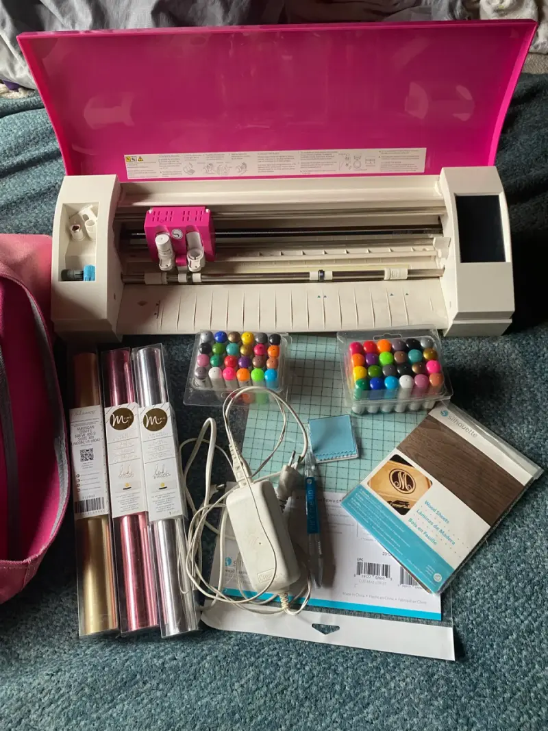 Plotter de corte Silhouette Cameo con accesorios - 1