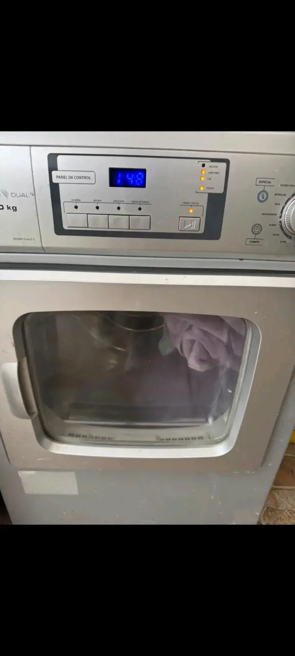 Secadora de ropa Dual 9 kg con panel digital