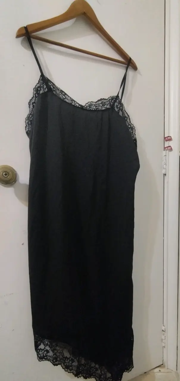 Enaguas negro con encaje elegante xxl