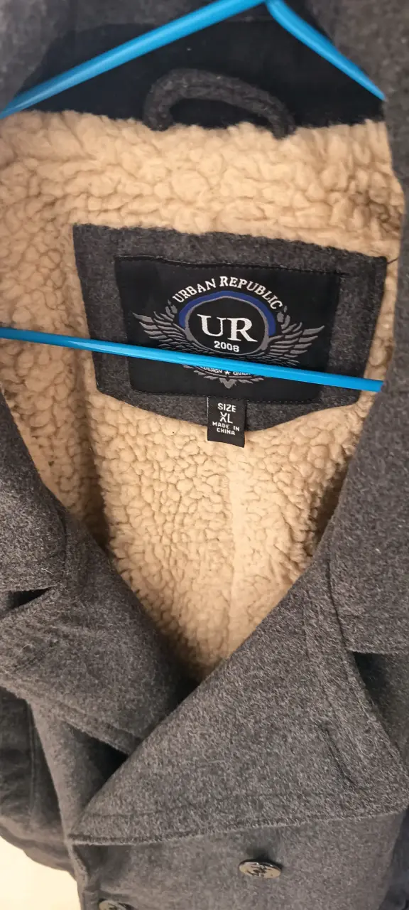 Abrigo Urban Republic gris con forro de lana - 1