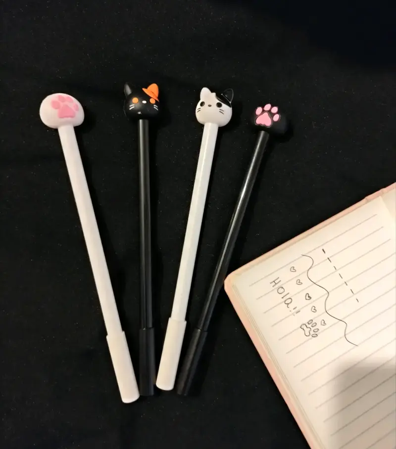 Set de lápices con diseño de gatos - 1