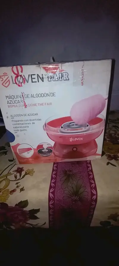 Máquina de algodón de azúcar Loven Fair - miniatura 1