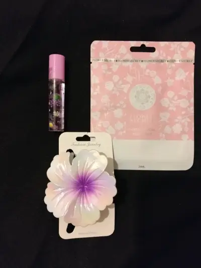 Set: pinza floral + brillo labial + mascarilla - miniatura 3